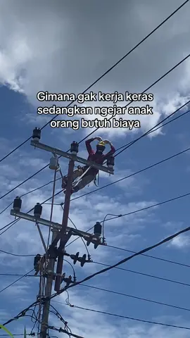 Menyala poo 🔥👷🏻‍♂️⚡️#vendorpln⚡ #pln_indonesia⚡⚡ @🪨 @Ilmannafian