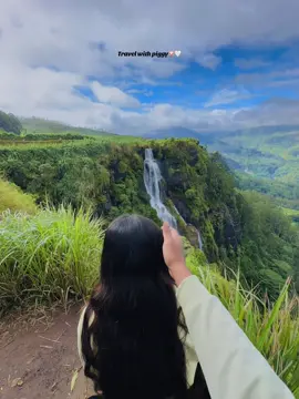 හදවතට තට්ටු කරන video එකක් 🥺❤️🍃 @< PiggYy 🐷🍃