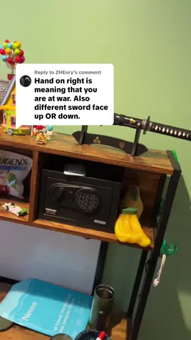 Replying to @ZHEnry thanks for the help #sword #knife 
