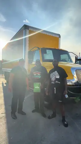🚚✨ Another happy delivery! Big thanks to Pop & Ronnie from RTB Trucking for trusting us with their I
