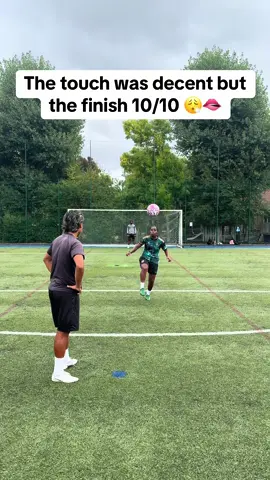 The touch, the finish 😮‍💨 #touch #Soccer #viral #football #futbol 