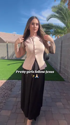 Puedes ordenar mi chaleco en el enlace, lo tienen en distintos colores. Luce muy elegante🥰 #churchootd #churchoutfits #tiktokshop #tiktokmademebuyit #labordaysale 