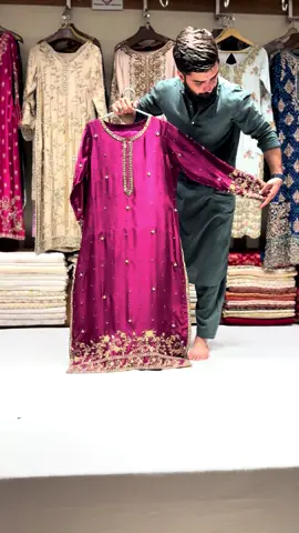 For order and details WhatsApp us at +92 321 5334895 🌍Worldwide delivery available  . . . . #weddingdress #pakistaniwedding #designerdresses #weddindressinspo #faizasaqlain 