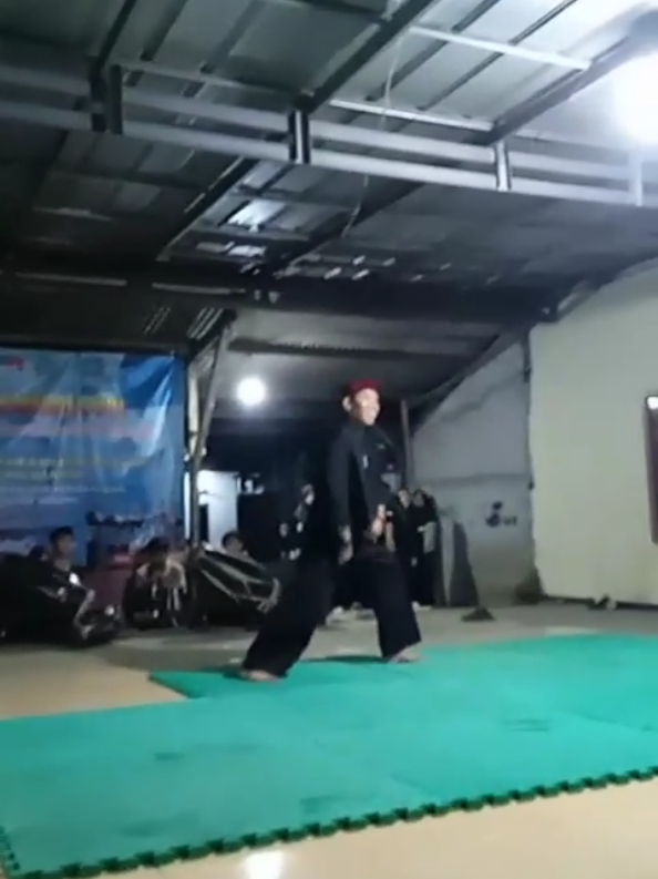 #tiktoklive #livehighlights #pencaksilat #pyf  @abahliyer32 