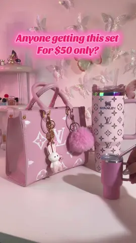 Will anyone please take this home ?? #minibag #packmybag #microbag #girlythings #pinkgirly #cutebag #minibrands #fypシ #whatsinmybag #handbag #TOTEBAG #totebags #fashionbag #StanleyCup #stanleytumbler #WomenOfTikTok #LOUISVUITTON #marcjacobs #pink 