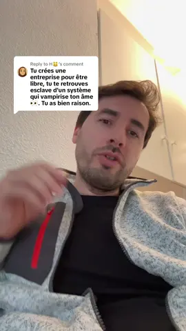 Replying to @H🐱 pour quitter la France et t'installer à Dubai en tant qu'influenceuse. Tu gagneras 3x le maigre salaire net net de ta société française. @Josie ✨ 