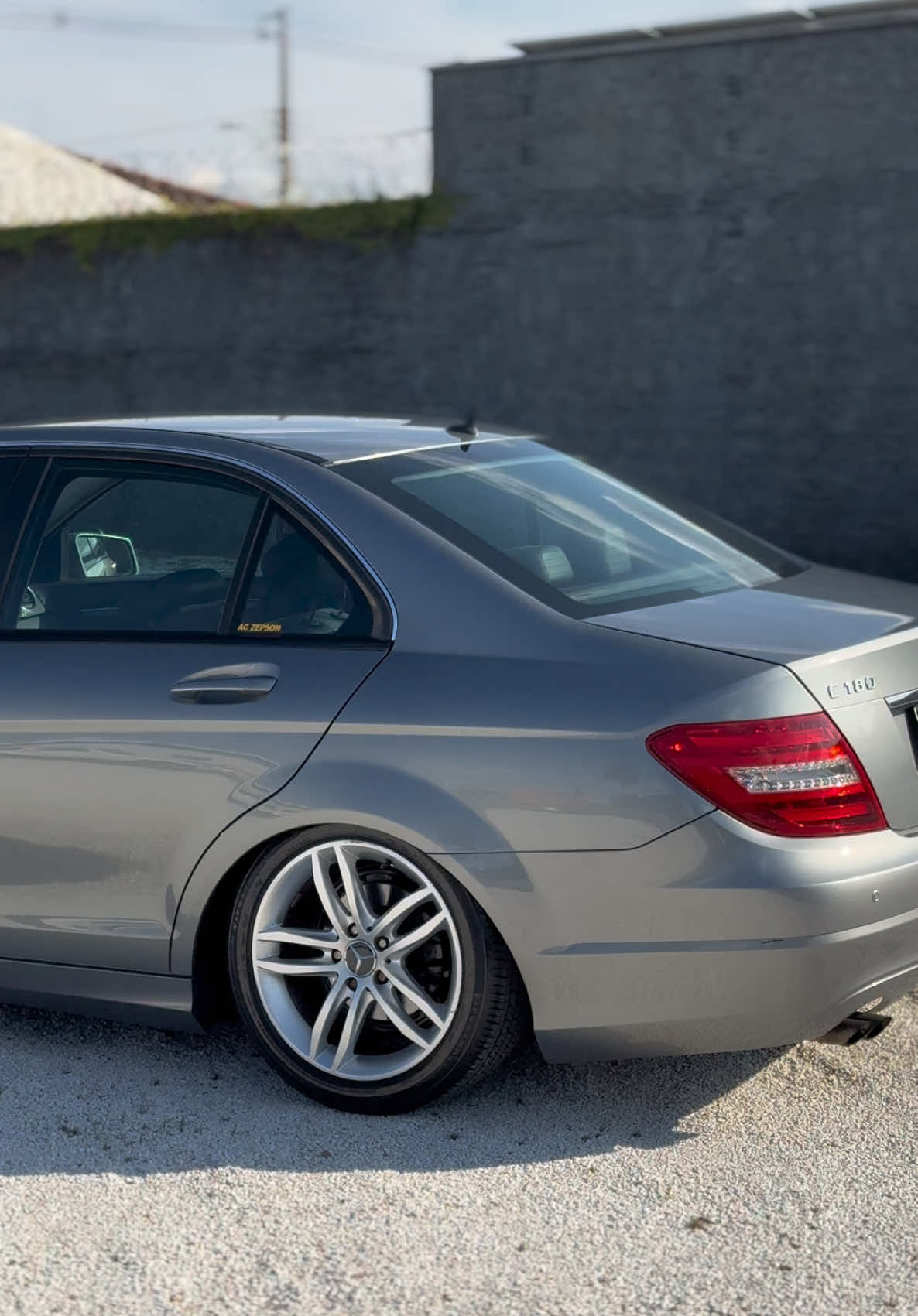 C-180 CLASSIC 2012 . . . . . #mercedes #baixosbrasil #aro17 #fixa #foryou 