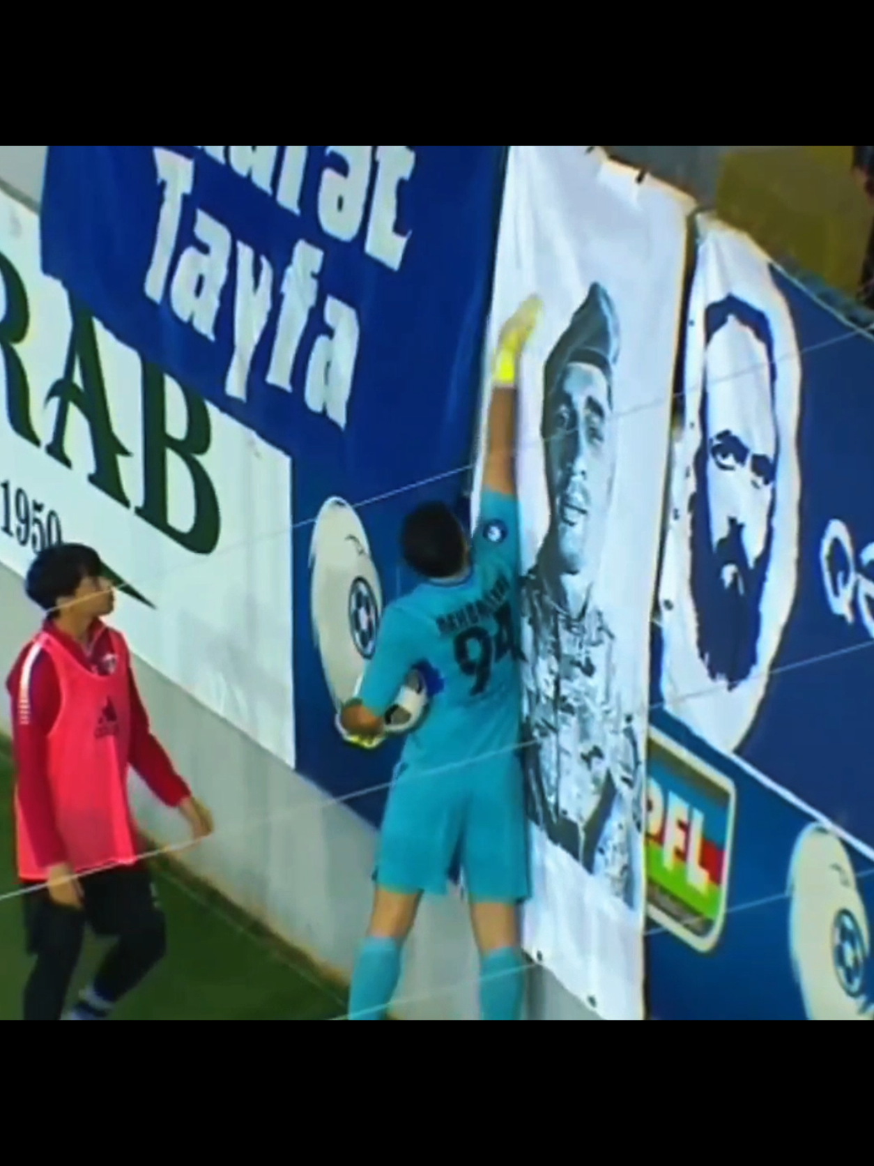 Rəqib qapıçı Nicat Mehbalıyev 🙌🏻🤝🏻  Qarabağ vs Qəbələ matçı 🙂