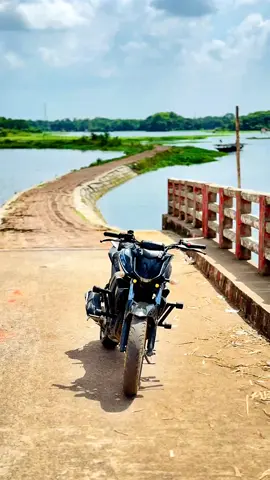 বাইক আর প্রকৃতির কাছে মায়াবতীর মায়া তুচ্ছ। 😌🏍️🖤 , , !#fyp #foryou #fzsv2 #CapCut #bdtiktok 