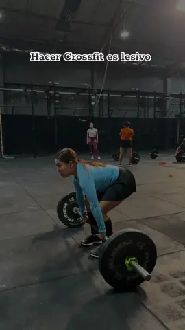 #mamafit #viendoestrellasxd #crossfitgirl #mifiestamisreglas 
