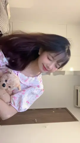 nhìn vậy chứ đang thất nghiệp 😃