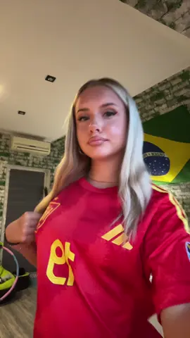 👑