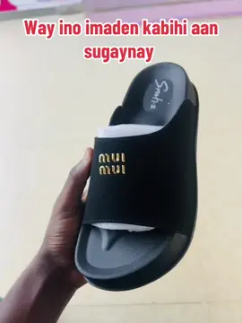 #creatorsearchinsights #dangaradonline iyo safar cusub🙏##jamhuuriyadasomaliland💚💚🤍❤ #hargaysa_somaliland💚🤍❤ #onlineshopping #newshoes #foryoupage 