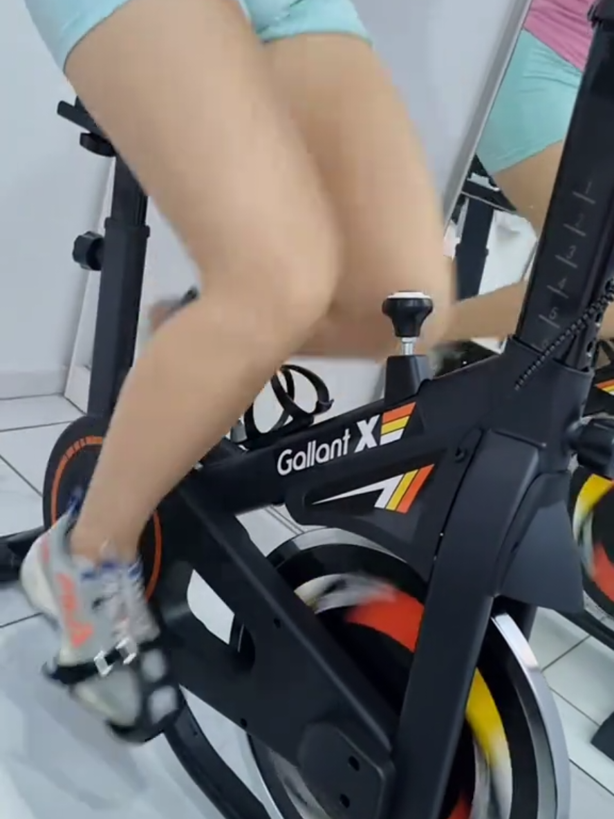 Comprei a bike de spinning dos sonhos 🥰❤️ Não fico mais sem meu cardio! pesquise por esse código na barra de pesquisa ou comente eu quero que te mando👇🏻👇🏻 ID: EB6WCH-C5SY @mercadolivre  #MeusFavsDoMercadoLivre #MercadoLivre