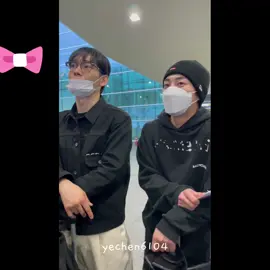 김종대 보고싶다. 생일파티 언제 공개할거야 ??! ㅠㅠㅠㅠ 빨리 공개해줘 ㅜㅜㅜㅜ #첸 #종대#종대 #Chen #Jongdae @EXO 
