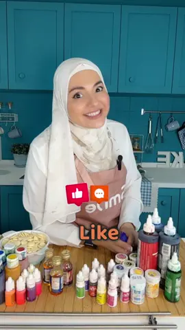 اسهل وابسط طريقة للمارينغ😍👌🏻 المقادير : ٤ بياض بيض  ربع ملعقة صغيرة كريم التاتار  واذا مش موجود استبدلوه بعصرة ليمون او خل اليض  تلت ارباع كوب سكر بودره الوان جل  وصحتين ❤️#tiktok #meringue #ArabTikTok #مارينج #ArabTikTok 