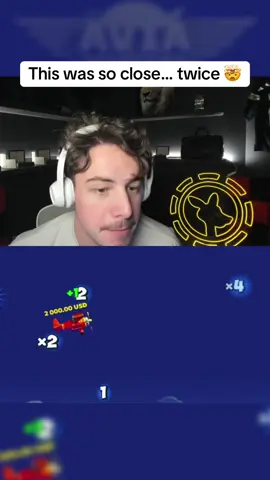 This was so close… twice 🤯 #aviamasters #planegame #kickstreaming 