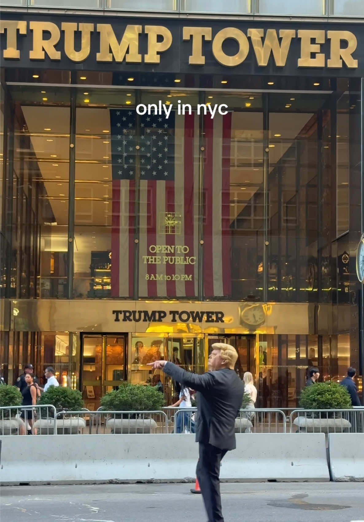 only in New York😭😭  #nyc #trump #trumptower 