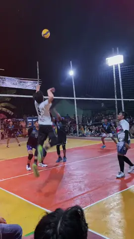@akem_012 apotek tutup, ga ada obat 🔥🔥🔥 #volleyballworld #olahraga #fyp #turnamen #semiopen 