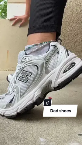 Not gonna lie you think these were so ugly but now I actually think they’re pretty cute but even more so they were incredibly comfy all day long! #dadshoes #dadsneakers #sneakers #runningshoes #shoesforwomen 