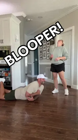 I can't stop laughing at this! 🤣😂 #challenge #blooper #fail #comedy #fyp 