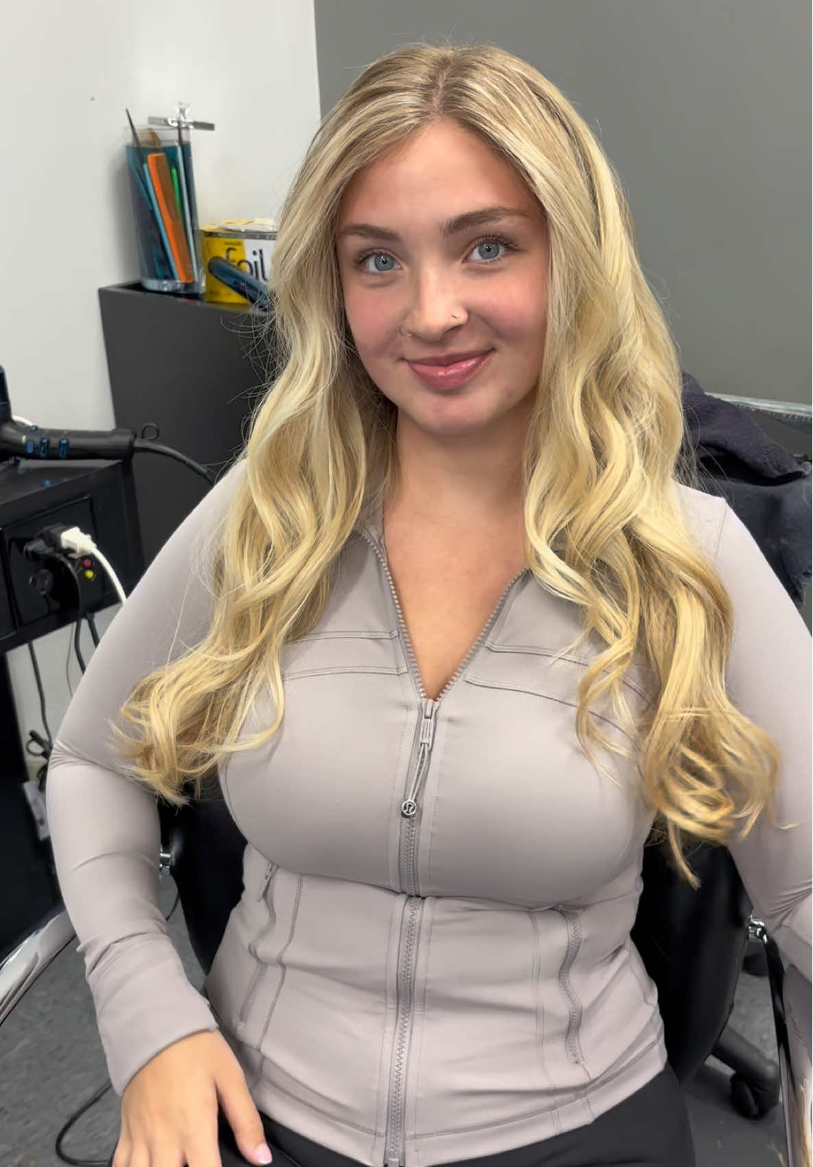 new hair who dis 💇‍♀️ 