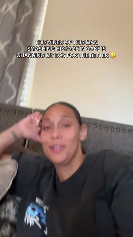 I think I see myself in @♾ Zee 😵‍💫 … I’m about to go buy a cake. 🤣🤣🤣 #fy #healing #badday #selfsoothing #funnyvideo 
