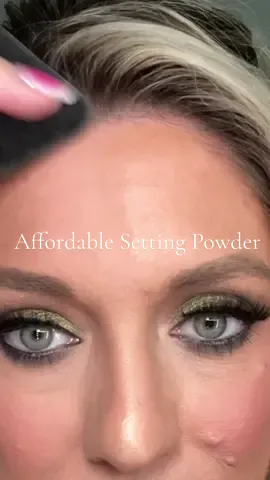 Excuse me ma'am?? Look at that forehead!🤯 @L’Oréal Paris @loréal paris usa #settingpowder #lorealparismakeup #affordablemakeup 