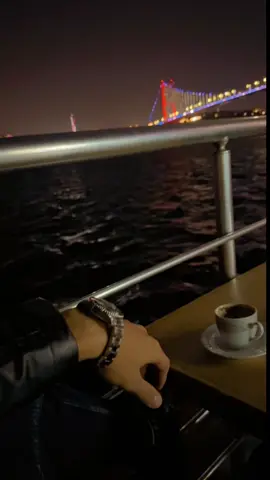 ‏أنا ما يوم امد إيدي للإنذال  يارب اذا بدك تجيب  هذا يوم علي خليه اخر يوم بحياتي  #هيثم_الشاعر #اسطنبول 
