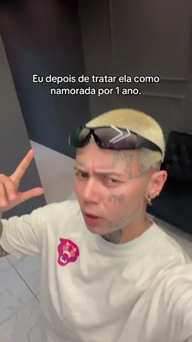 🫥