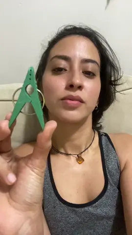 “A-HA HAHAHAHA con gancho de ropa” 🤣🤣🤣  #crecerentiktok #creatorsearchinsight #humor #Viral #tiktok 