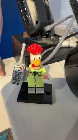 Beaker is proof that you don’t need words to make sense… just enough squeaks, panic, and flailing arms.