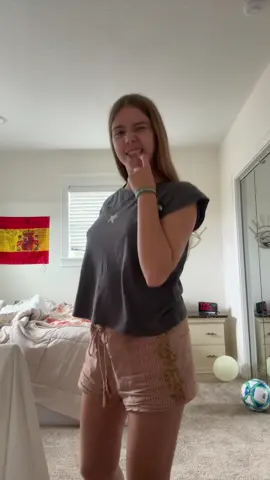 24/7 así esto ya no es normal jajajkakakaka
