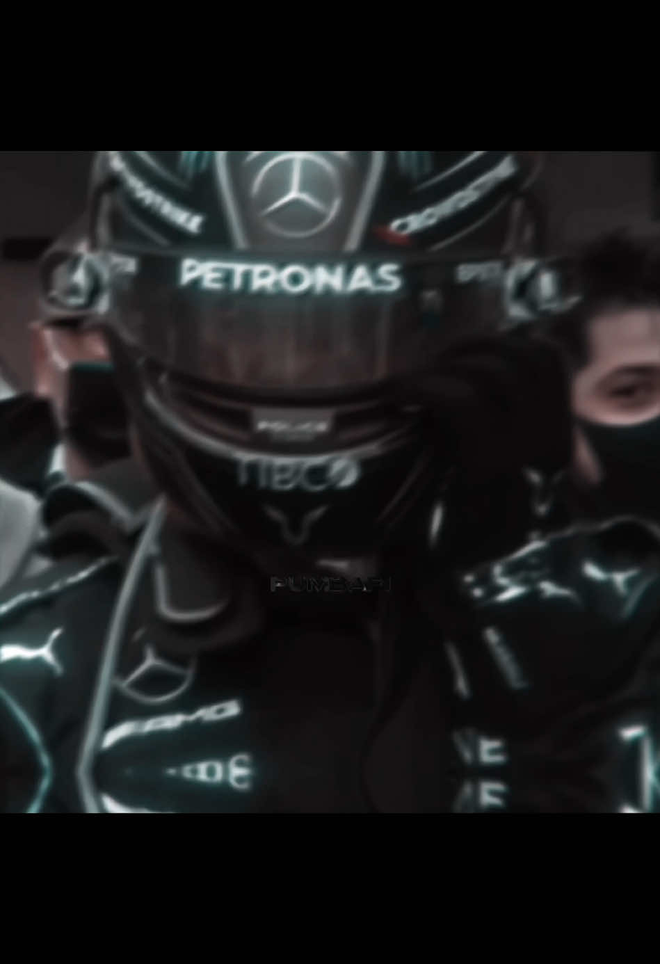 Dark side 44🏴 • • #f1 #formula1 #lewishamilton #hamilton #scuderiaferrari #petronas #mercedesamgf1 
