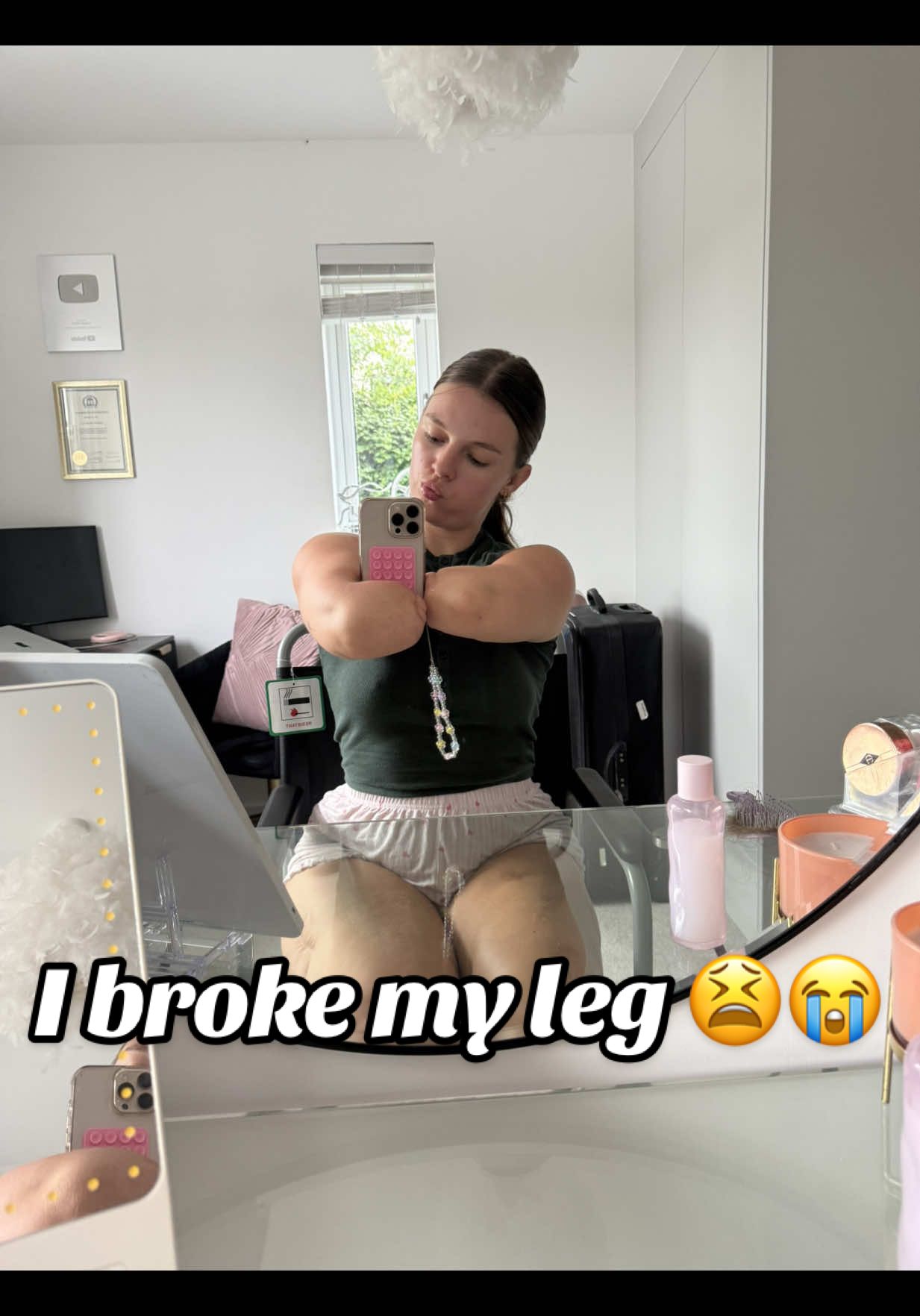 I broke my femur … here’s how!! #amputee #brokenbone 