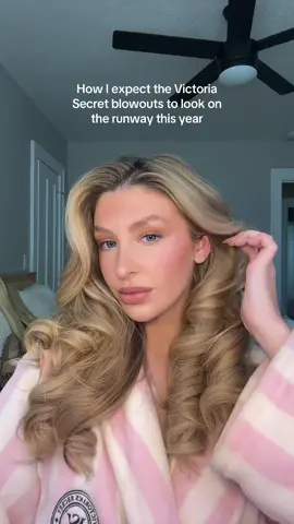 Bring back the OG vs blowouts pleaseee #victoriasecretfashionshow #victoriasecretangels #victoriasecretmodel #vsfashionshow2025 #victoriasecretblowout 