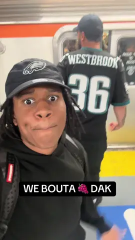 TELL DAK WATCH OUT FOR THAT POOL STICK !!😈#dak #eagles #gobirds
