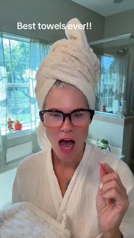 These towels are so soft and absorbent and the washcloths are great for removing makeup!!#tiktokshop #sosoft #luxuryforless