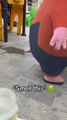 He was trying not to throw up…. #smell #prank #funnyvideos #fightingformylife #mascot 