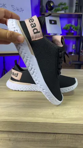 Tênis masculino e feminino 