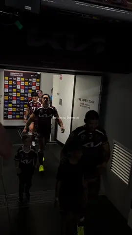 the boys slaying like always #brisbanebroncos #rugby #broncos #fyp #nrl 