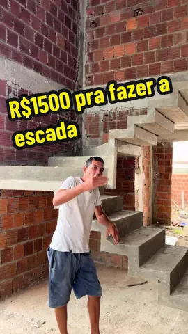 R$1500 pra fazer uma escada de concreto