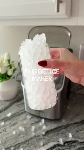 my giant nugget ice maker is the best thing I own 🧊✨ #nuggeticemaker #nuggetice #icemachine #icemaker #euhomy 