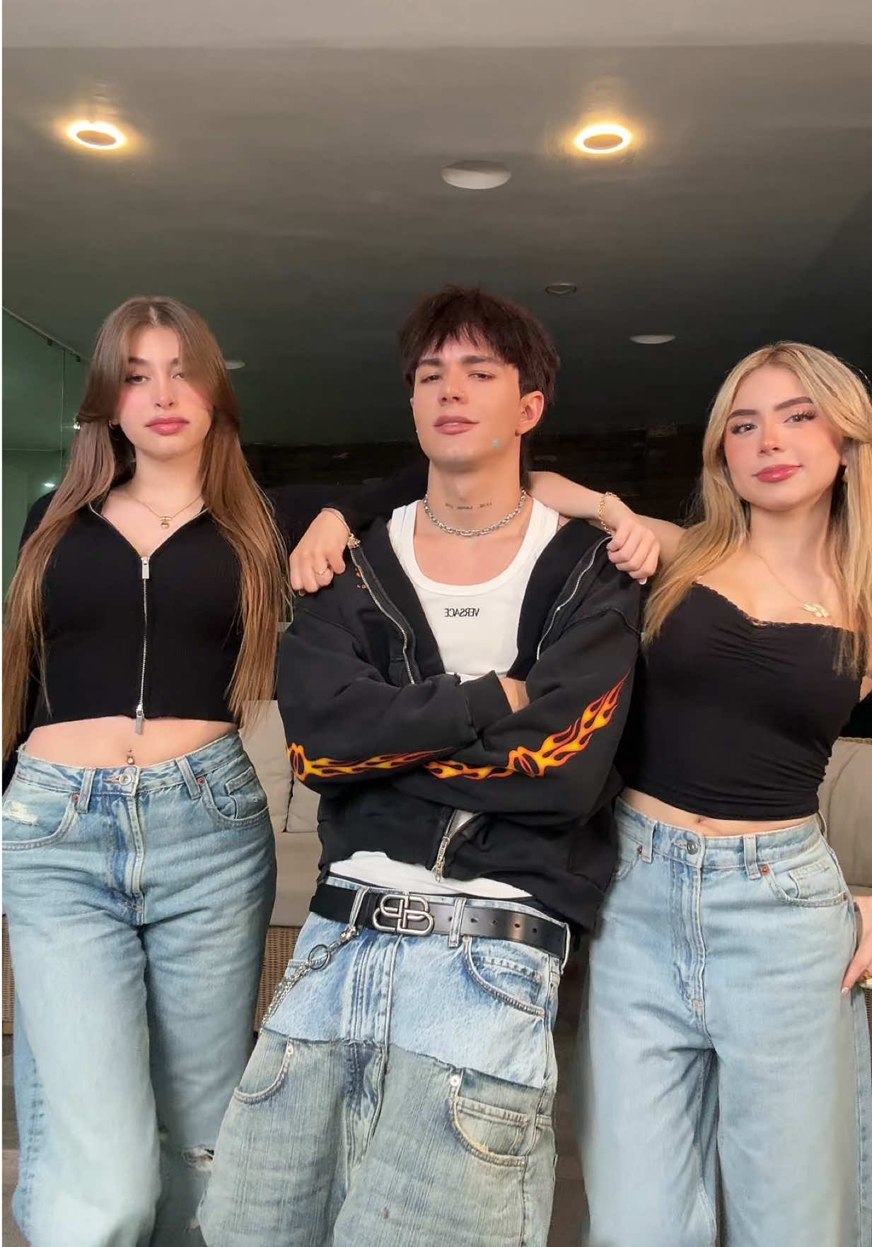 Oraaaa 🍑🍑🍑 @medinaaaattt @karen torres💗  #carlosalbertofuentes 