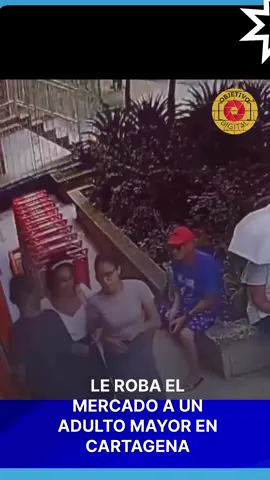 🚨 LE ROBAN EL MERCADO A UN ADULTO MAYOR En el barrio La María (Cartagena), un delincuente le arrebató las compras a un anciano que descansaba tras salir de la tienda. Un acto miserable que indigna y duele: no pensó en el esfuerzo que hizo ese hombre para comprar su mercado. #cartagena #inseguridad #noticias #adultomayor👨🏼‍🦳 