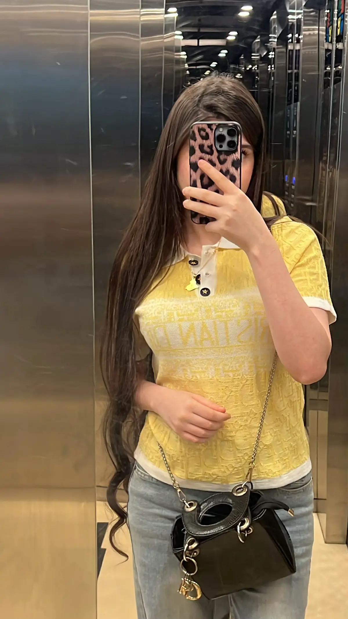 💛 ___