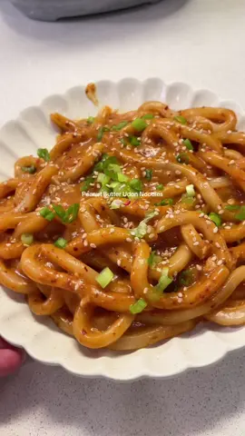 Peanut Butter Udon Noodles🥢#dinnerwithme#dinneridea#dinnertime#udonnoodles#udon 