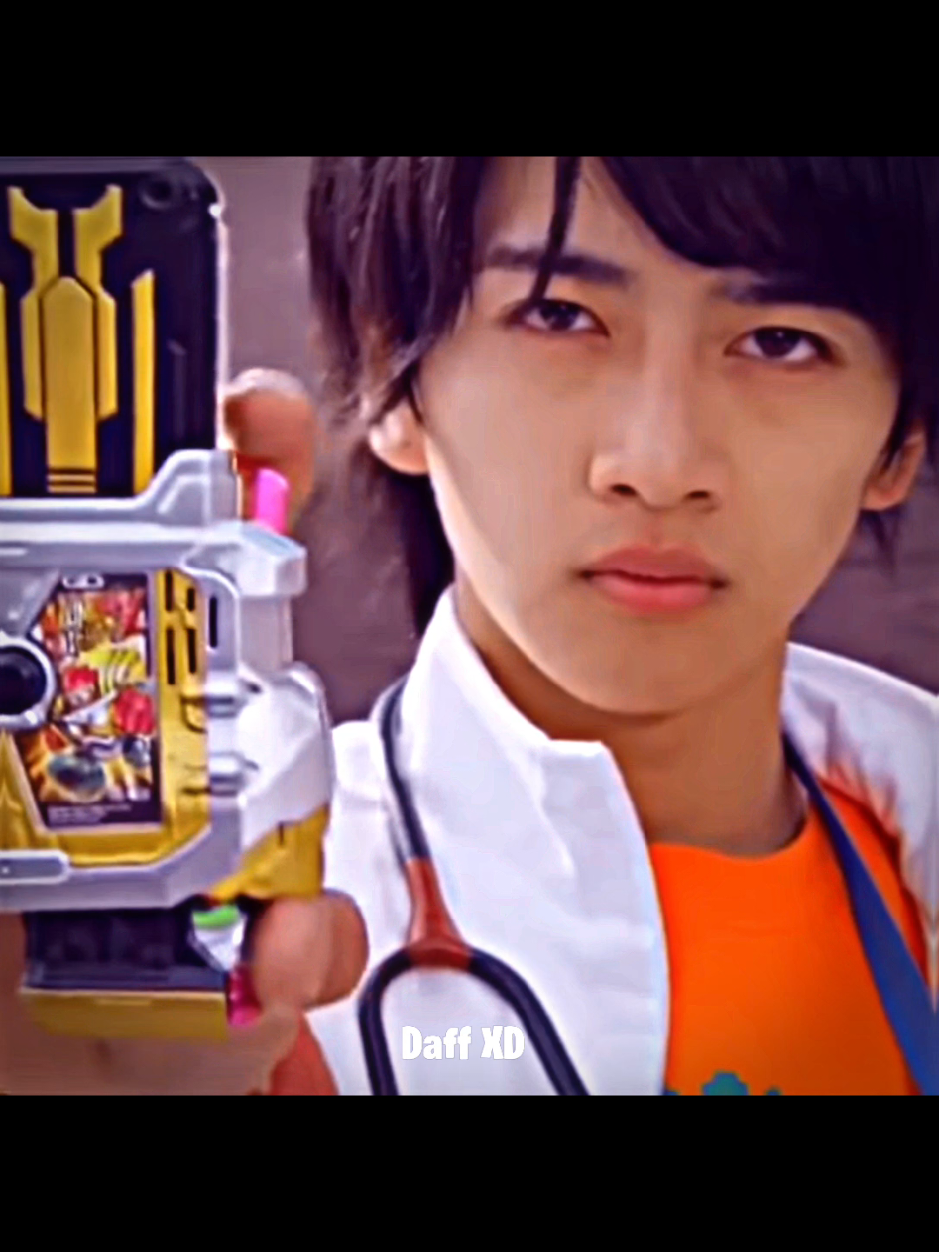 moment Emu pertama kali menggunakan MMX💀 #exaid #kamenrider #kamenriderexaid #fyp #fypシ 