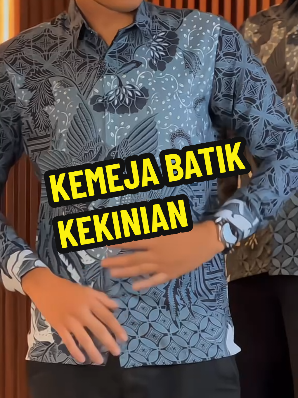 rekomendasi kemeja batik dengan motif kekinian cocok buat baju kondangan/baju kerja langsung cek keranjang kuning #promoseruweekend #kemejabatik #batikviral 