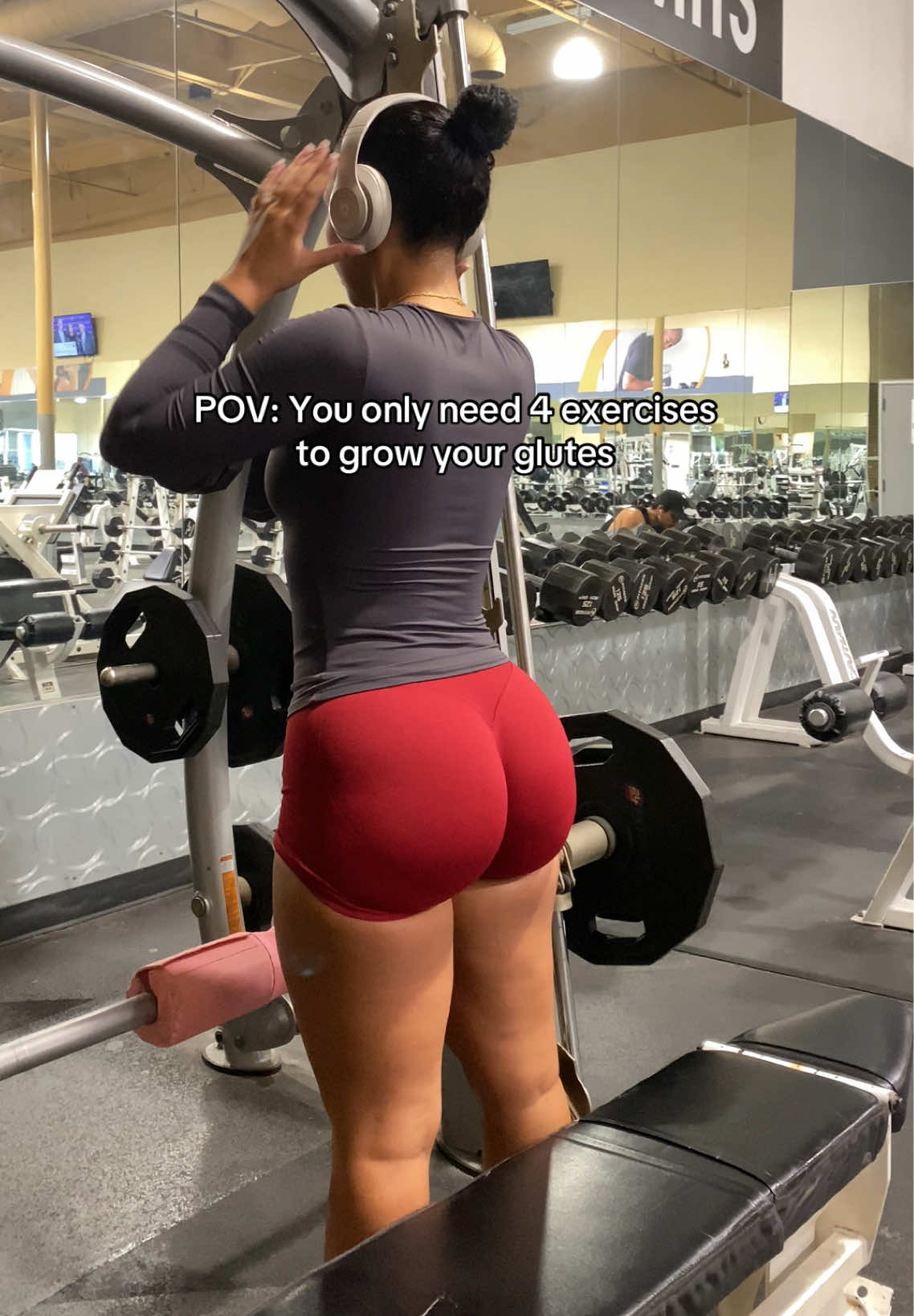3-5 Exercises is more than enough for an effective glute workout 🍑✨ #GymTok #glutegrowth #glutes #gymbeginner #glutesday 